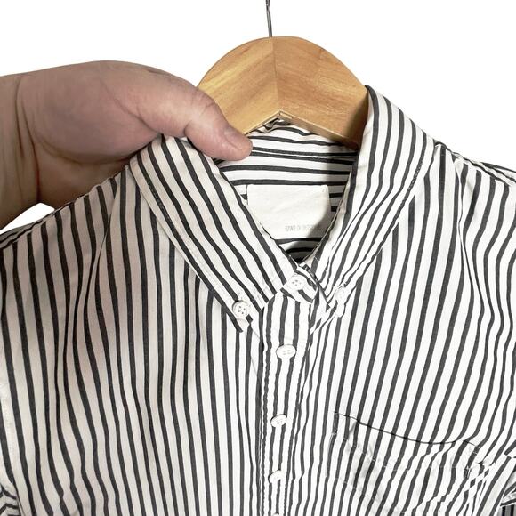 BAND OF OUTSIDERS Women’s 3/4 Sleeve Black and White Striped Blouse - Picture 3 of 4